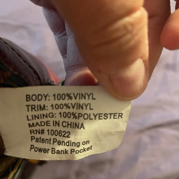 B.O.C Born Concept Beautiful Burgundy Purse Crossbody Medium Sized - Picture 12 of 13